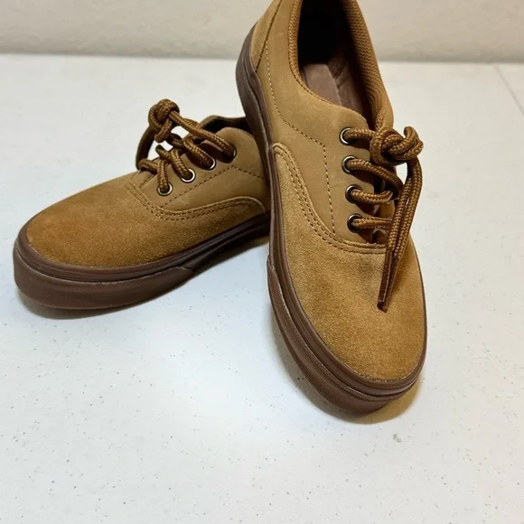 Vans Suede Era Buck kids size 3 shoe nwob - Picture 1 of 7
